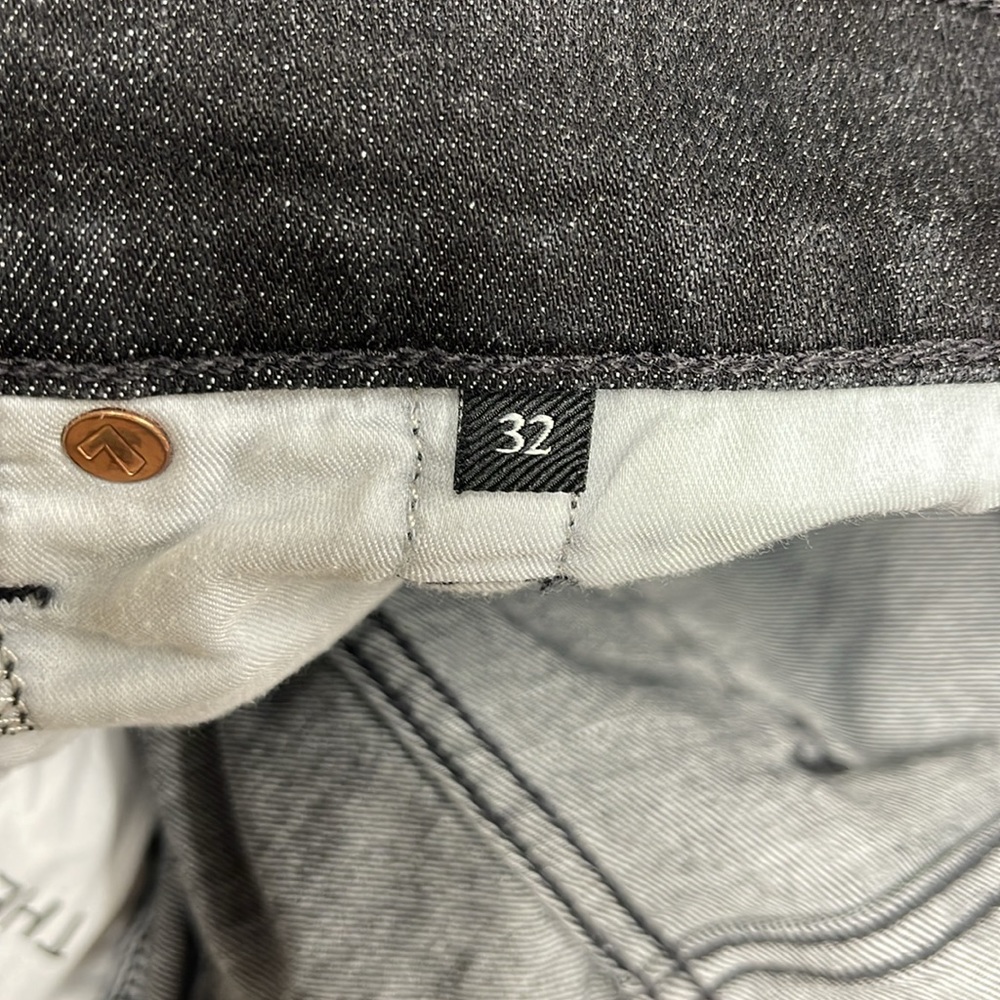 74% Cotton, 7 For All Mankind Short Jeans  some stretch, NWOT - Picture 4 of 11